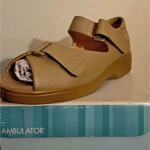 Unisex ambulator